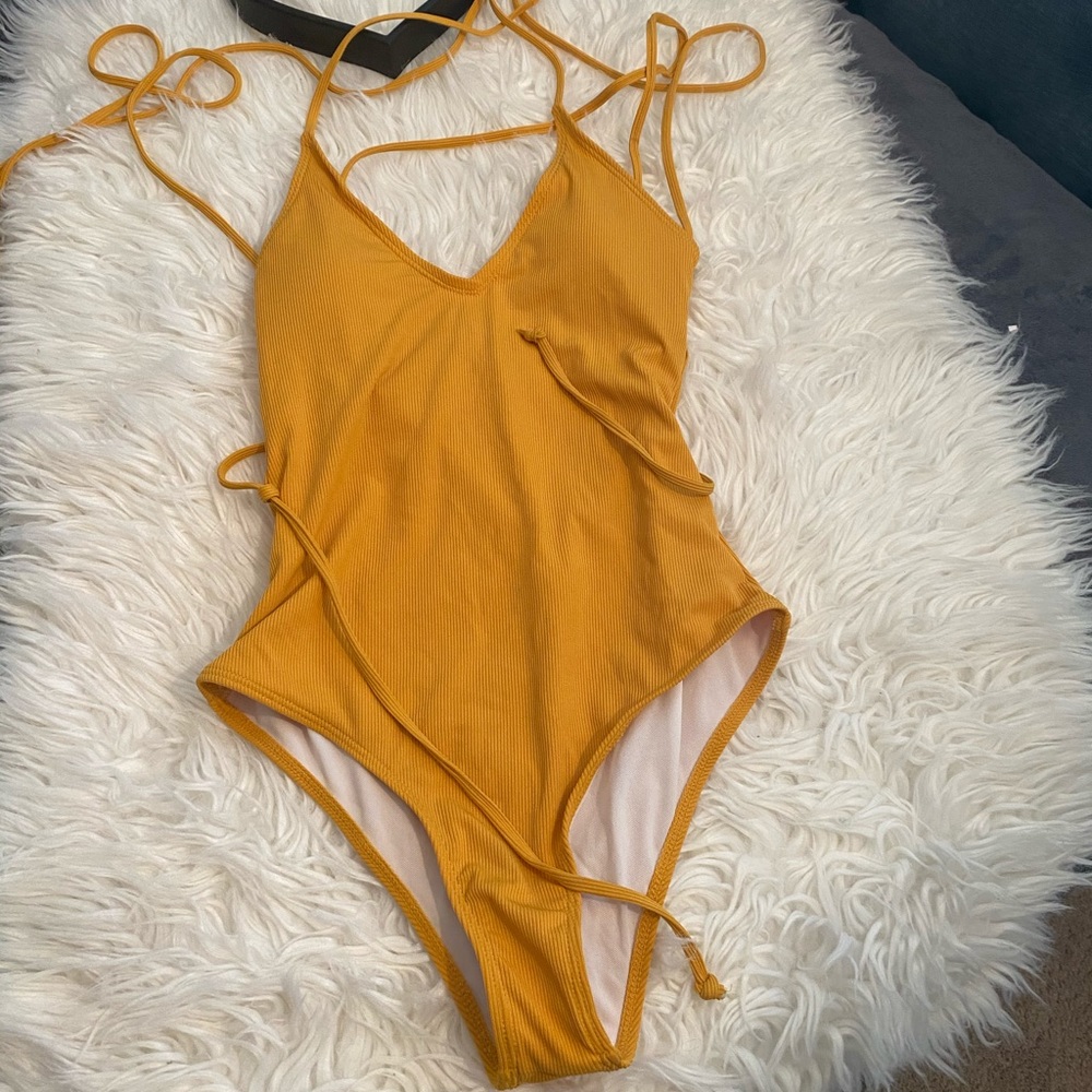 Shein Lace Up High Leg One Piece Swimsuit